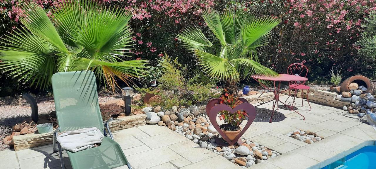 Fenetre Sur Les Alpilles Bed and Breakfast Saint-Martin-de-Crau Εξωτερικό φωτογραφία